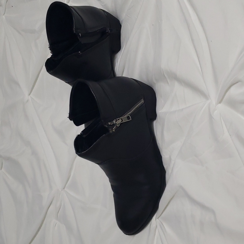 Me too ankle boots